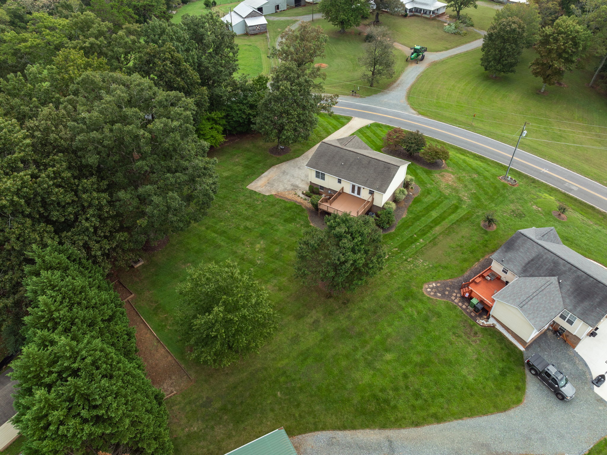 4097 Bowens Rd-45