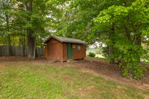 4097 Bowens Rd-36