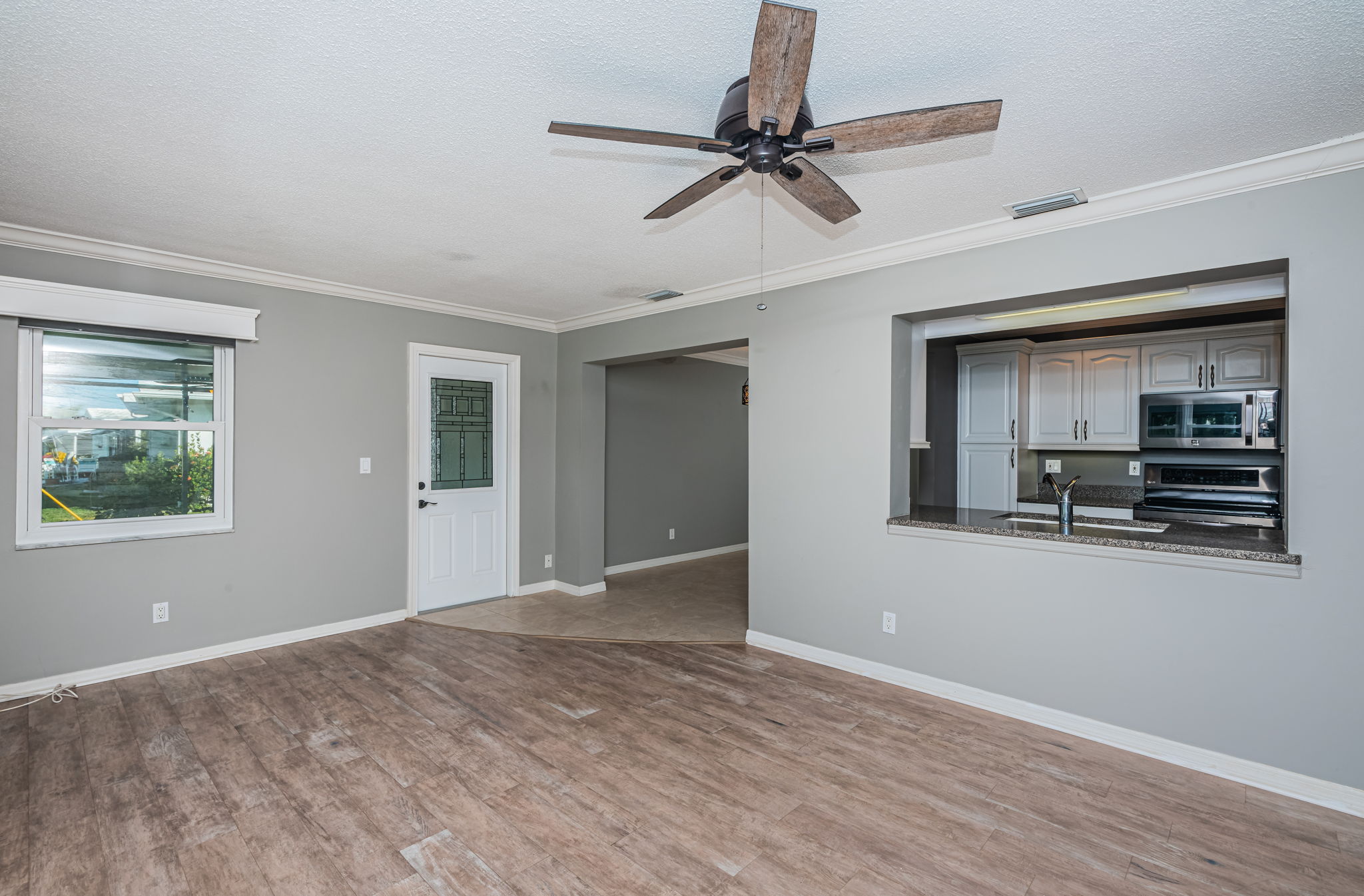 Family Room 4