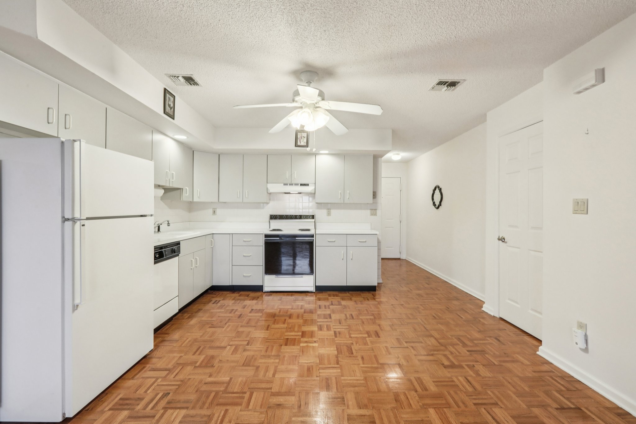 41-51 Wilson Ave-L0703-016.jpg