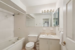 41-51 Wilson Ave-L0703-020.jpg