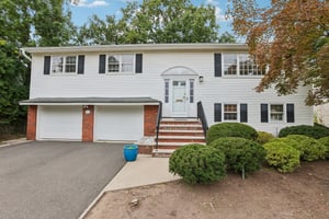41-57 Rys Terrace-S1809-001.jpg