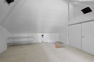  Photo 37