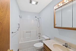  Photo 41