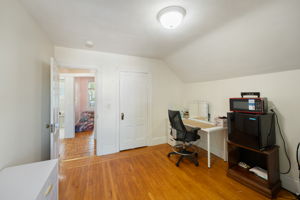  Photo 49