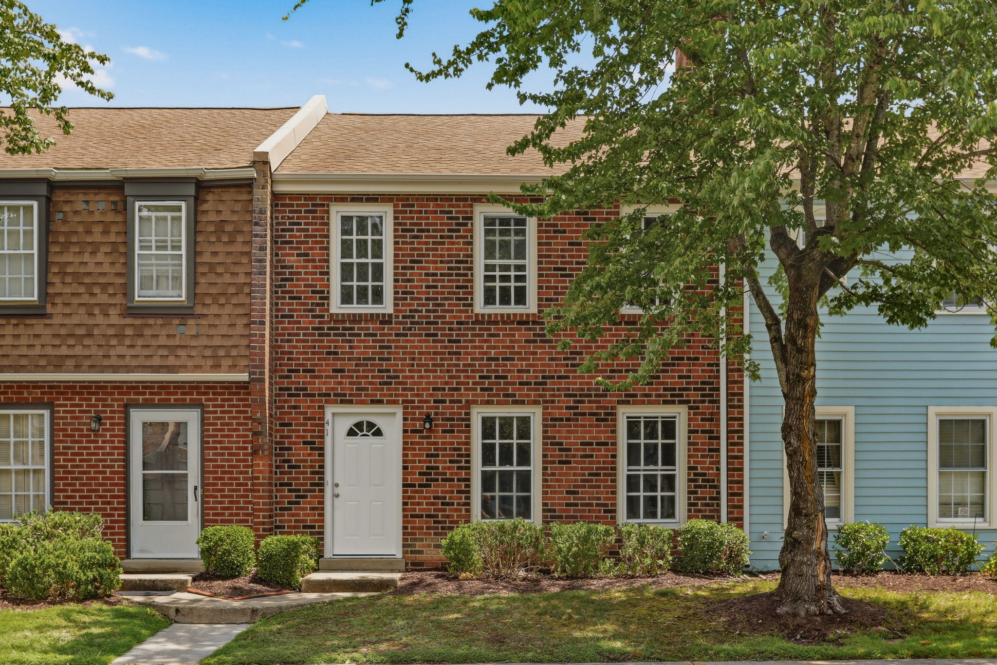 02-Exterior Front