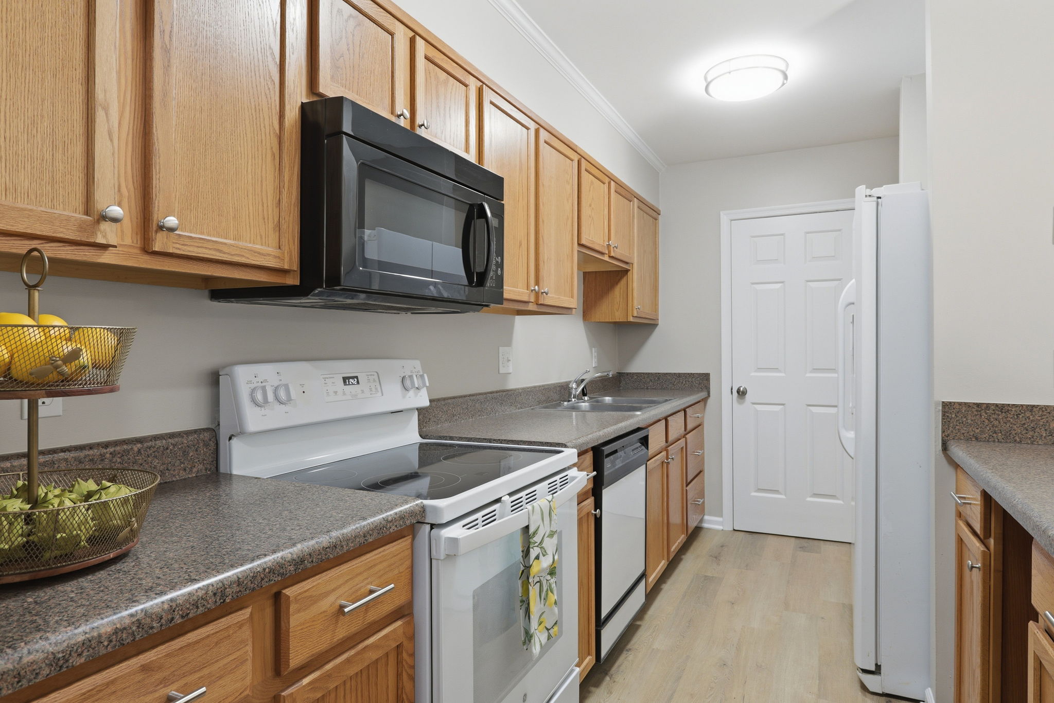 13-Kitchen