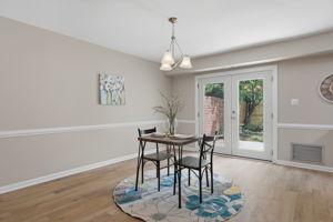 10-Dining Room