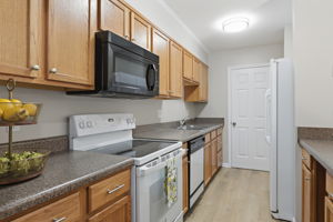 13-Kitchen