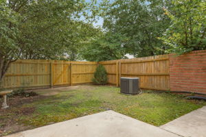25-Backyard