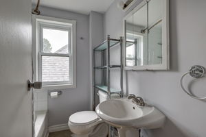  Photo 40