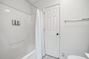  Photo 35