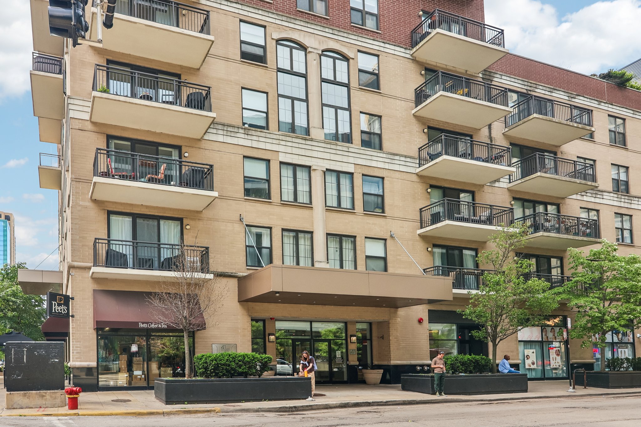 E 8th St 3301-S3105-003.jpg