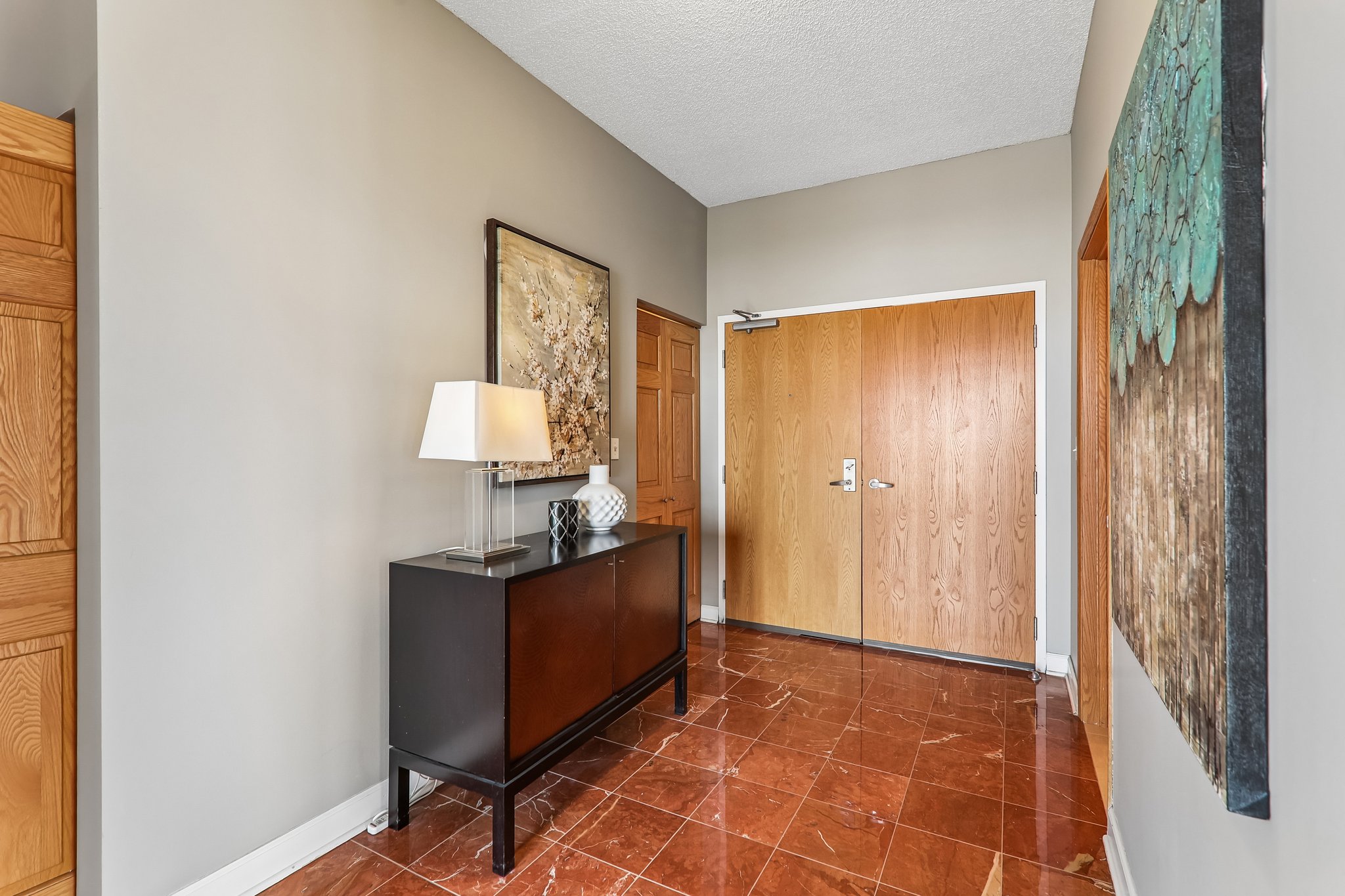 E 8th St 3301-S3105-004.jpg