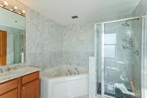 E 8th St 3301-S3105-026.jpg