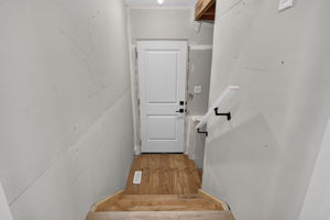  Photo 30