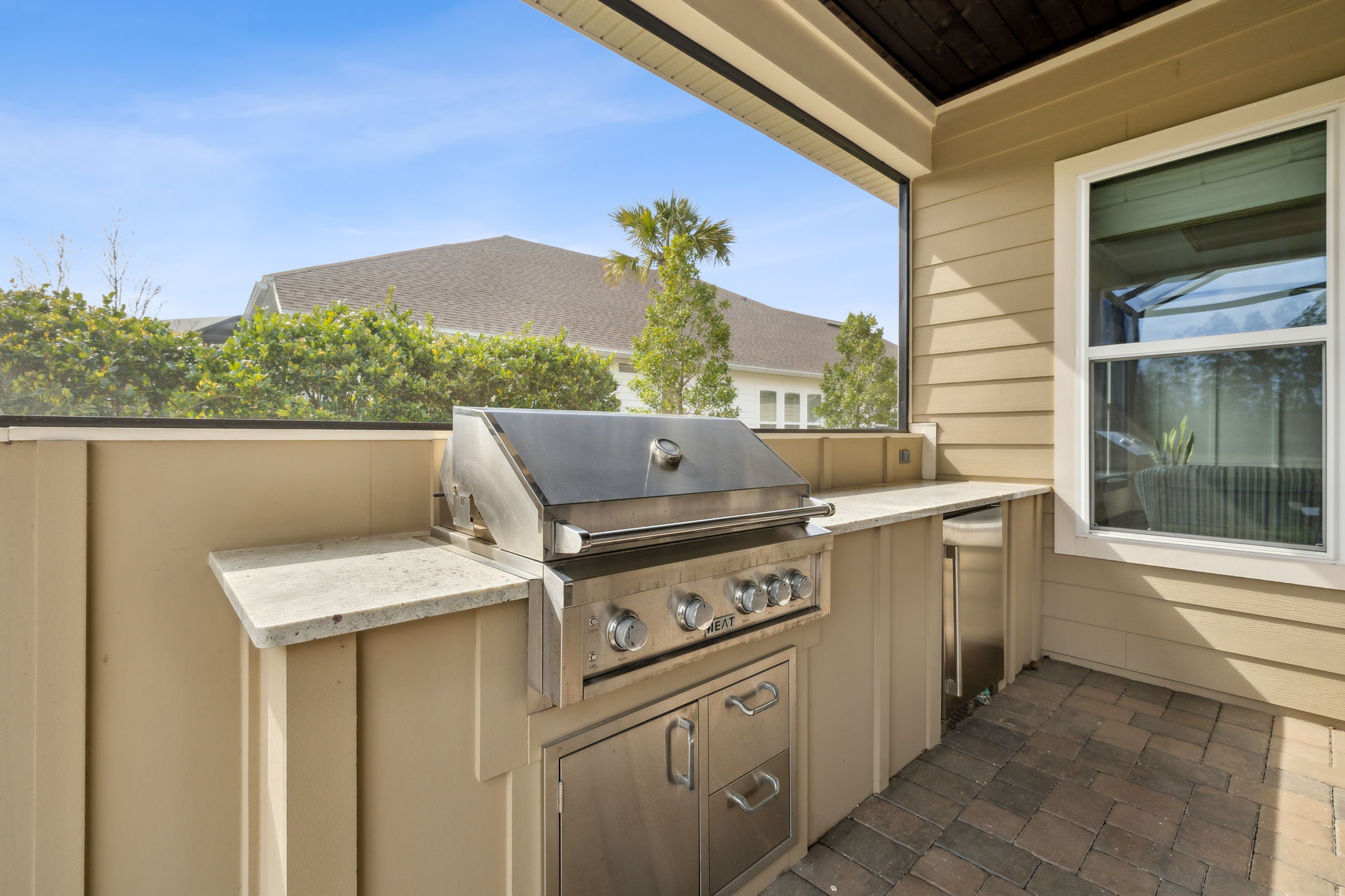 Outdoor Kitchen