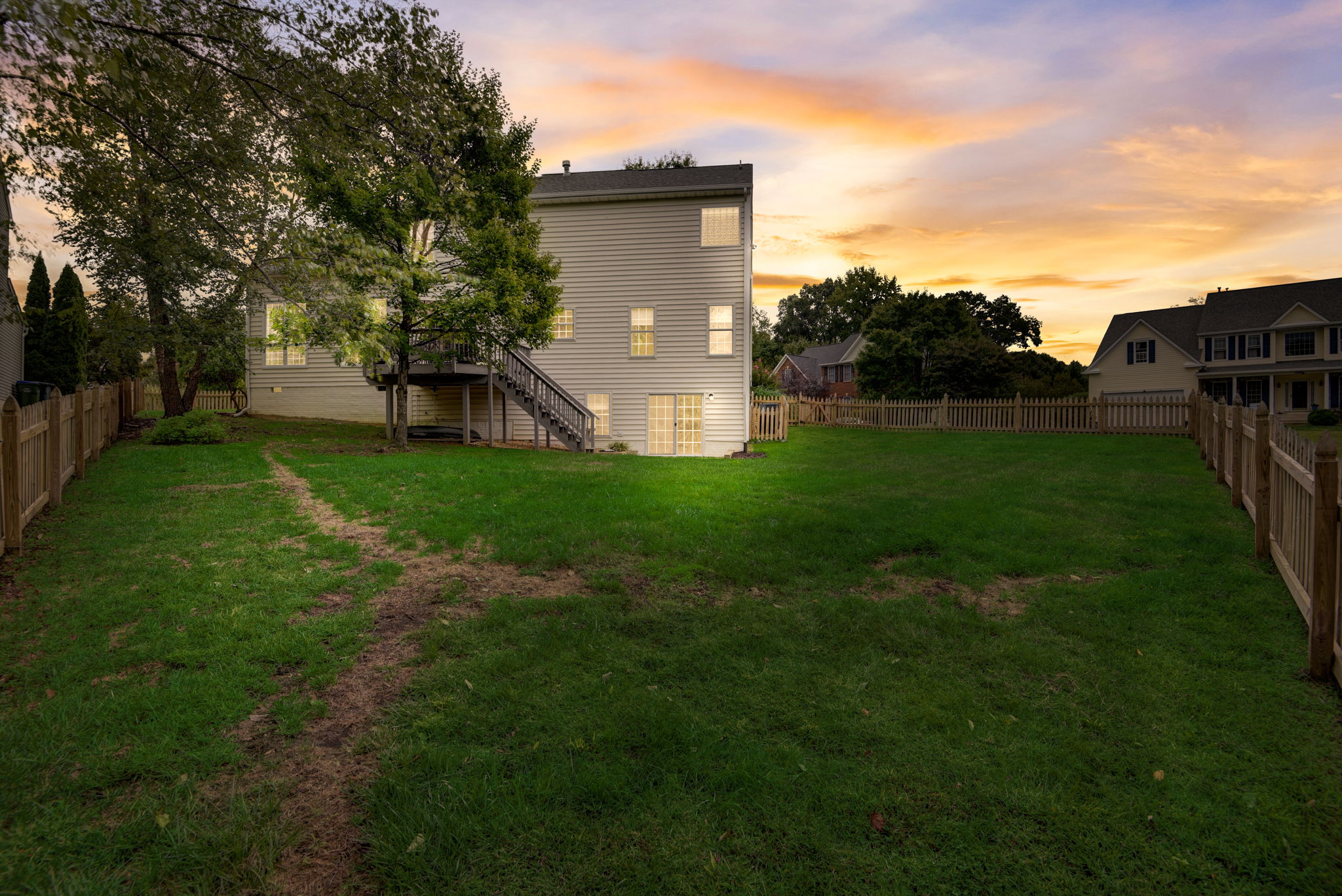 Hunton Dr - VT-002