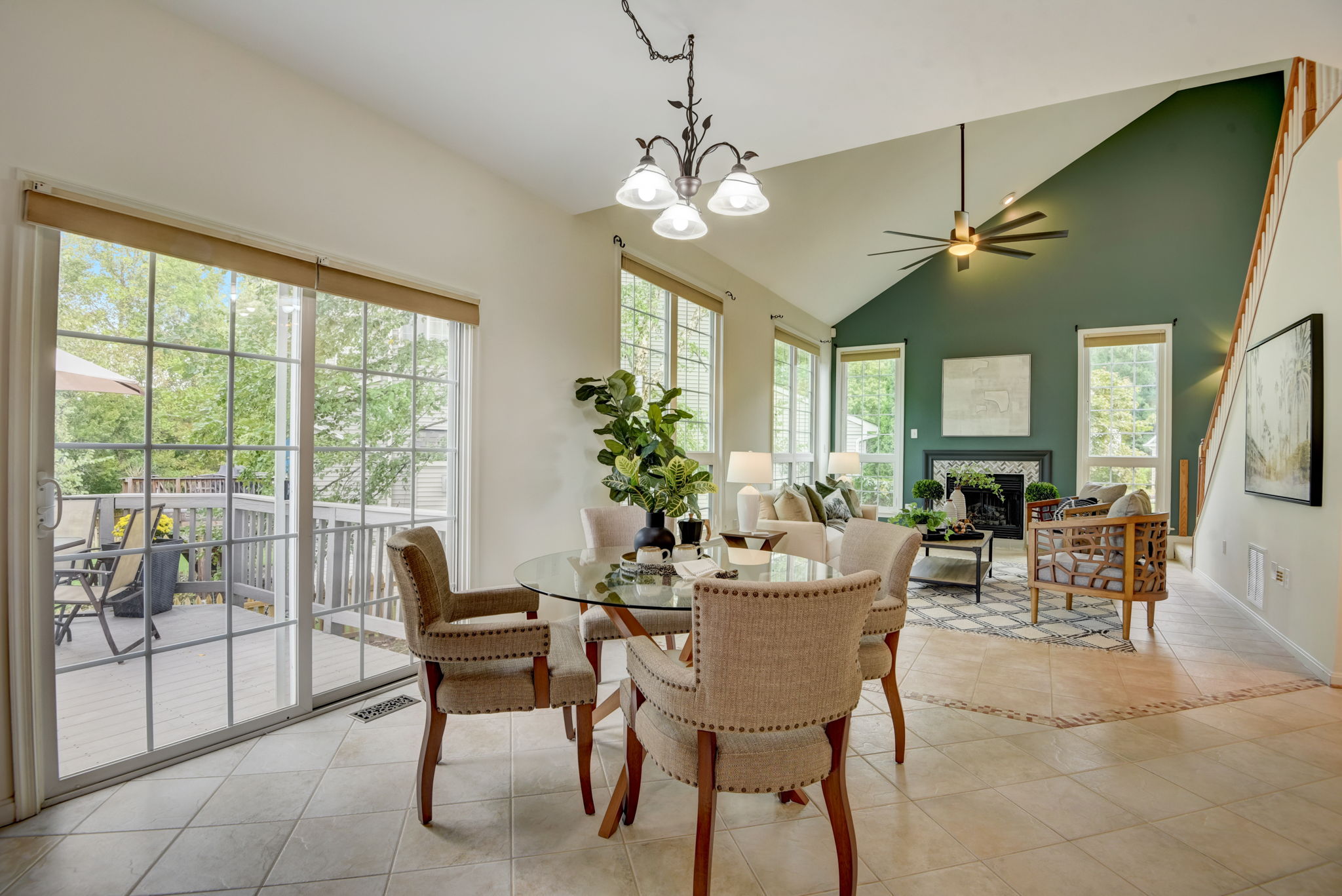 Hunton Dr-021