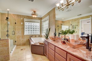 Hunton Dr-035