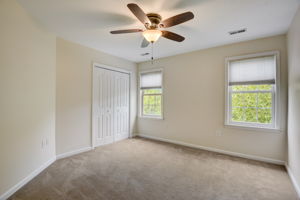 Hunton Dr-037