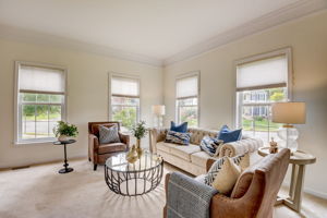 Hunton Dr-009