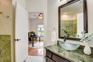 Hunton Dr-023