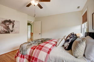 Hunton Dr-040