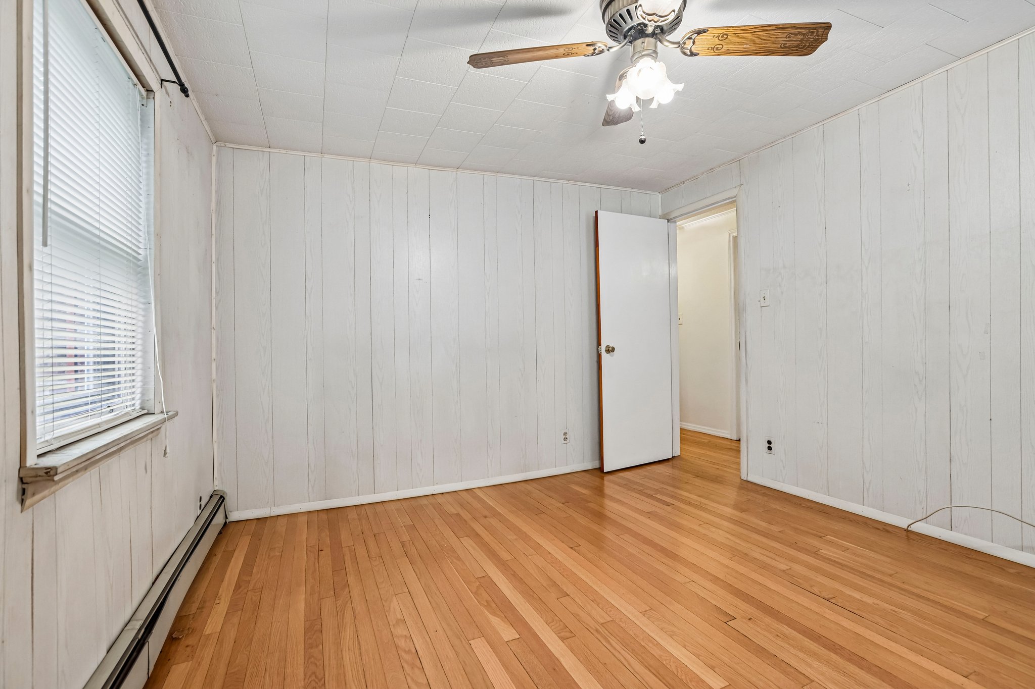 Macarthur Ave-S0309-039.jpg