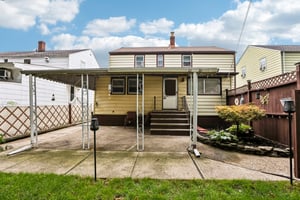 Macarthur Ave-S0309-055.jpg