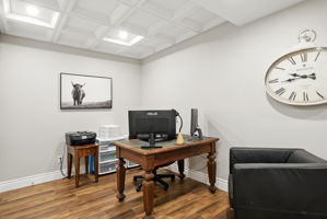  Photo 44