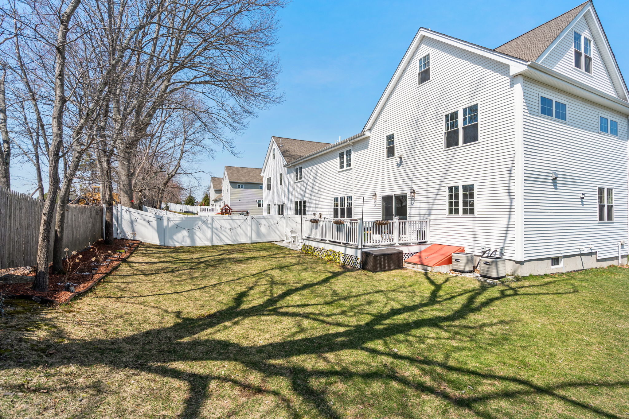 Image (32 of 51)
