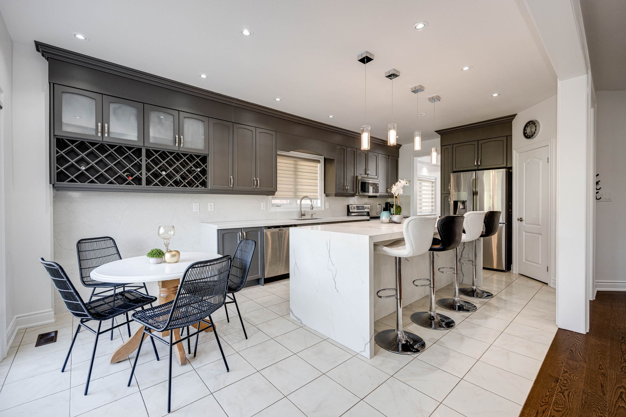 Bradford West Gwillimbury property showcase — delivered property photograph 17