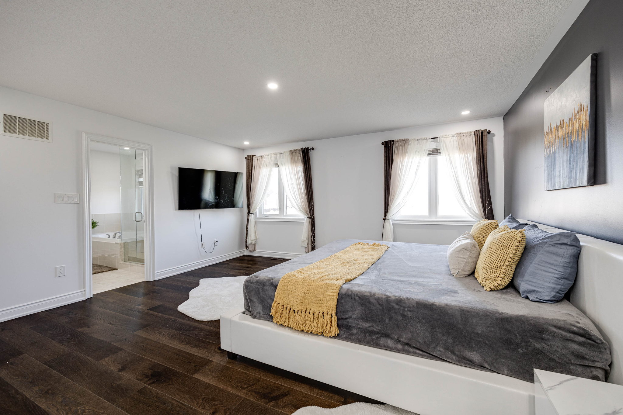 Bradford West Gwillimbury property showcase — delivered property photograph 38