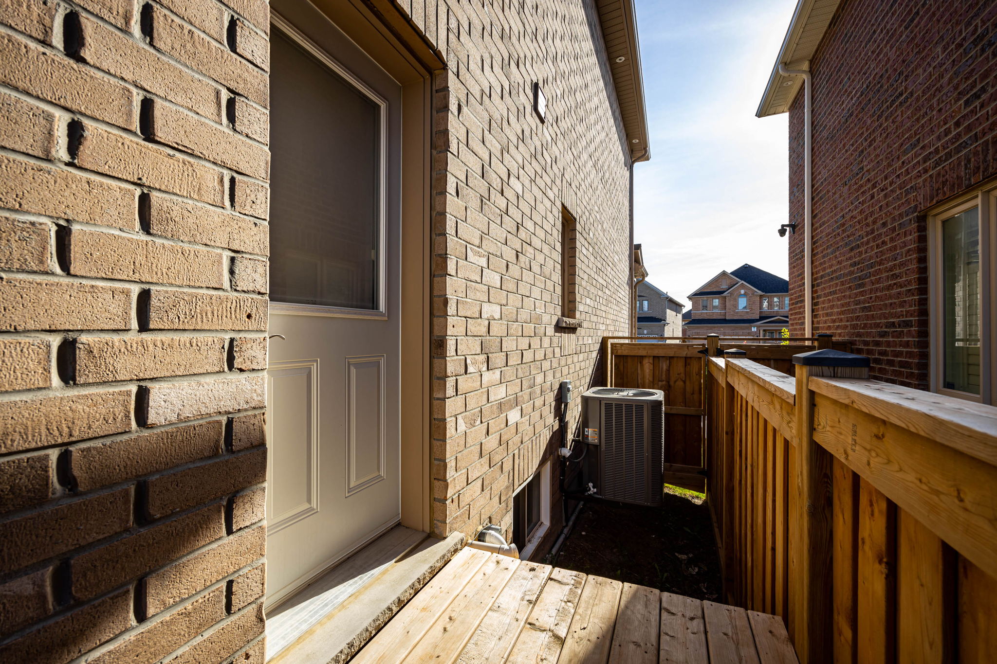 Bradford West Gwillimbury property showcase — delivered property photograph 51