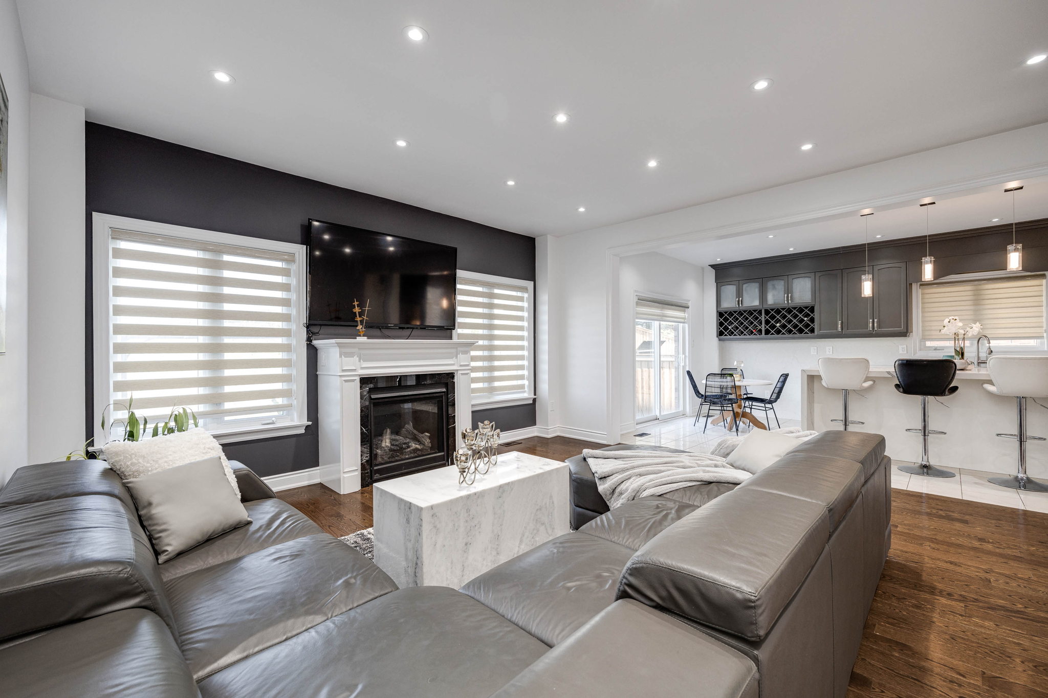 Bradford West Gwillimbury property showcase — delivered property photograph 11