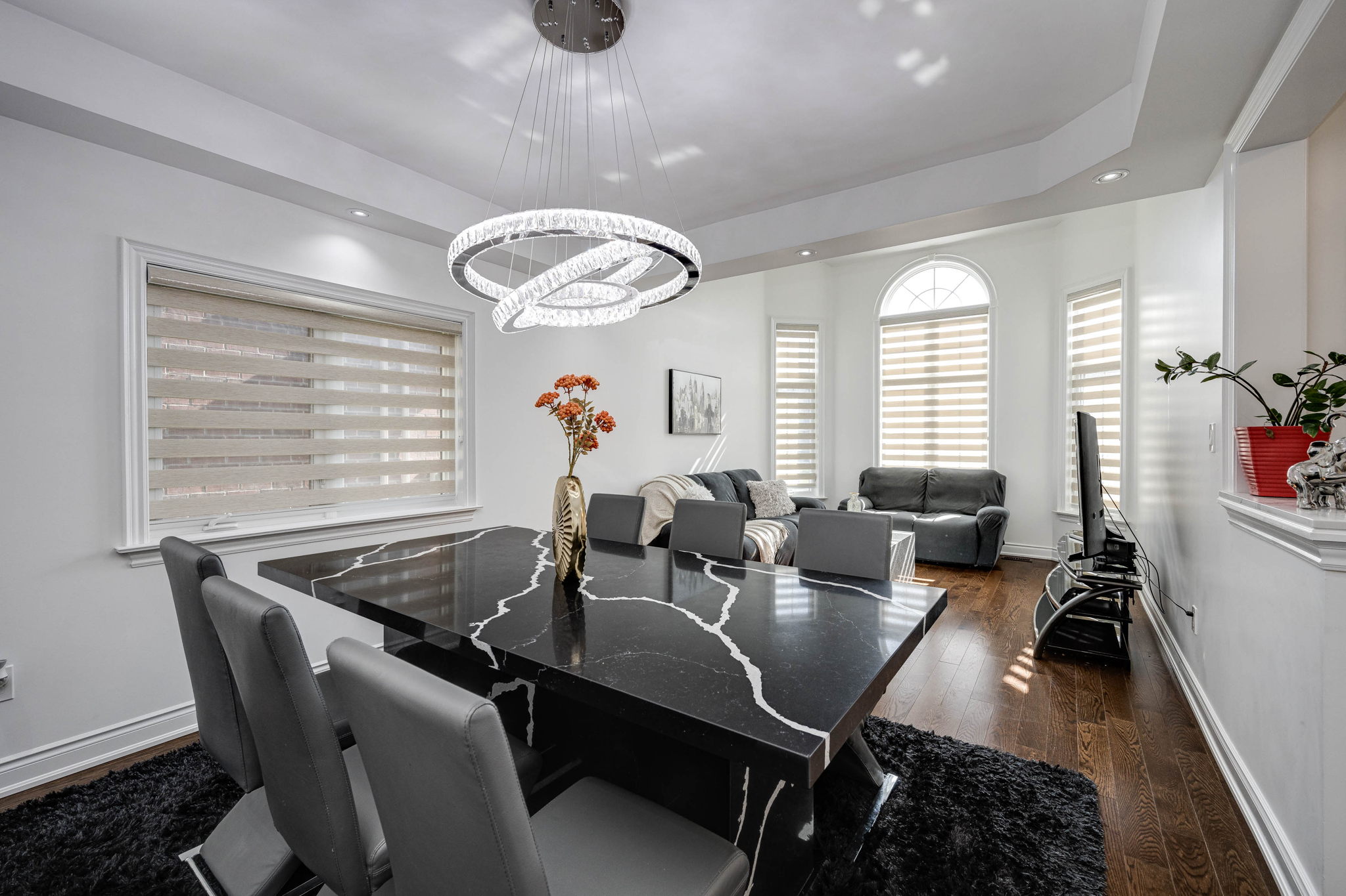 Bradford West Gwillimbury property showcase — delivered property photograph 5
