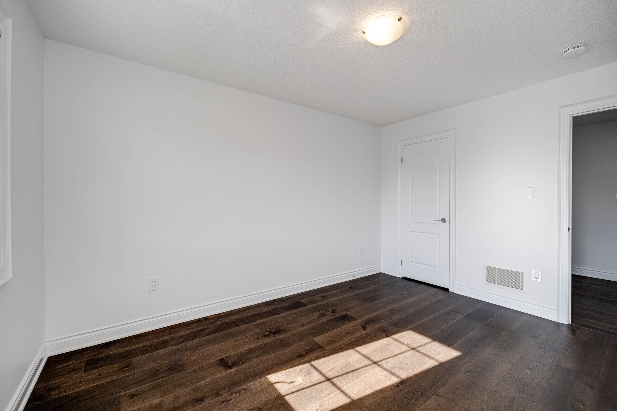 Bradford West Gwillimbury property showcase — delivered property photograph 27