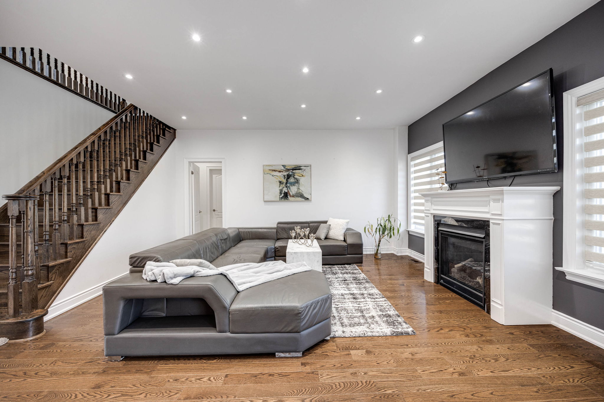 Bradford West Gwillimbury property showcase — delivered property photograph 14