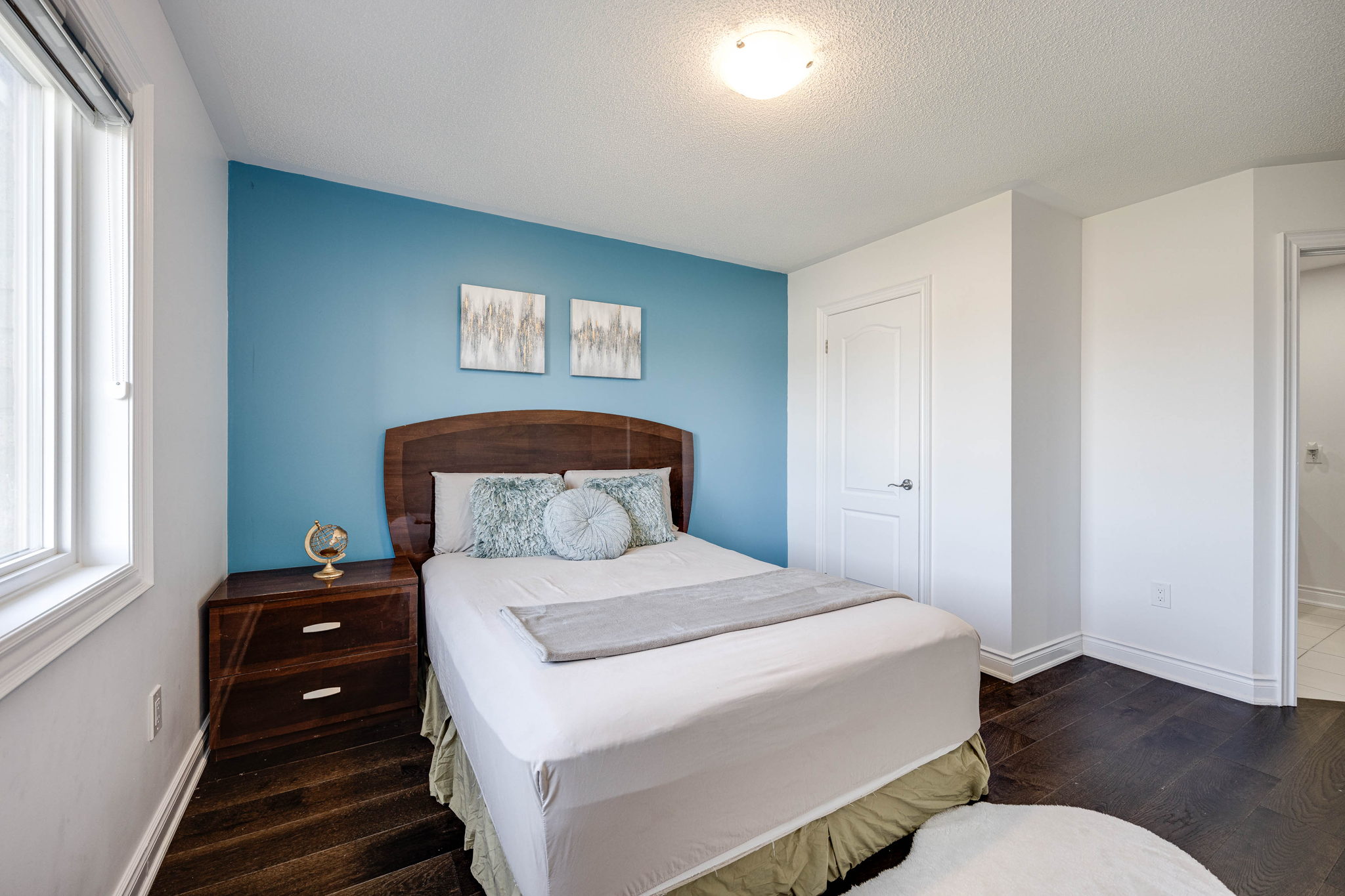 Bradford West Gwillimbury property showcase — delivered property photograph 37