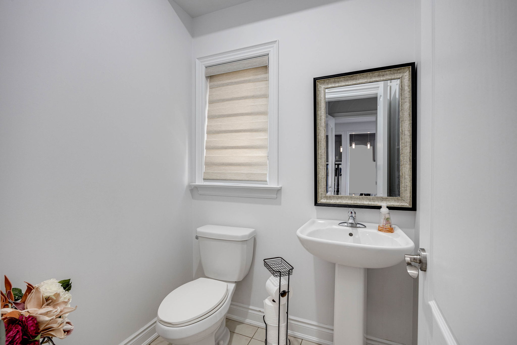 Bradford West Gwillimbury property showcase — delivered property photograph 10