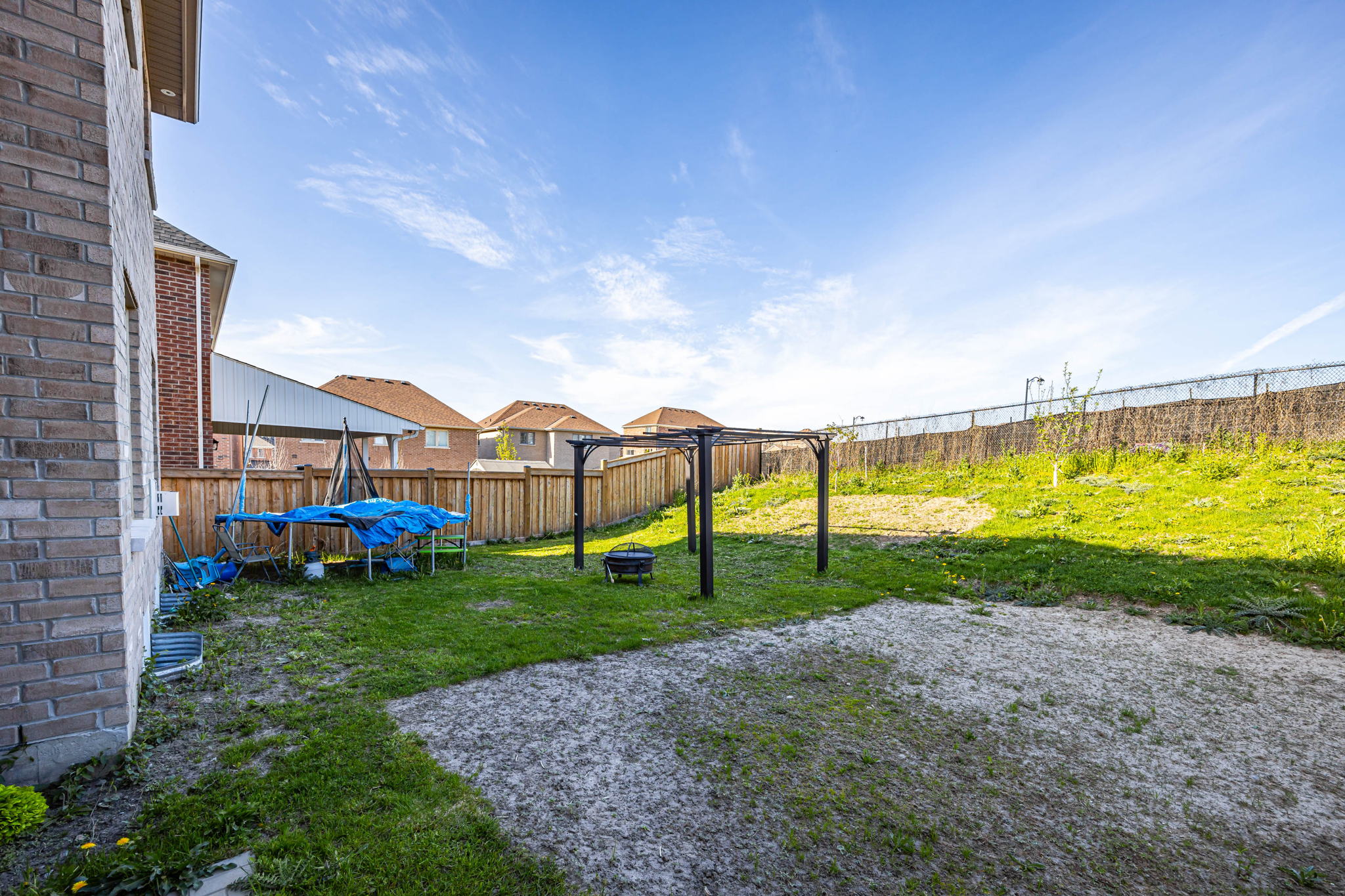 Bradford West Gwillimbury property showcase — delivered property photograph 47