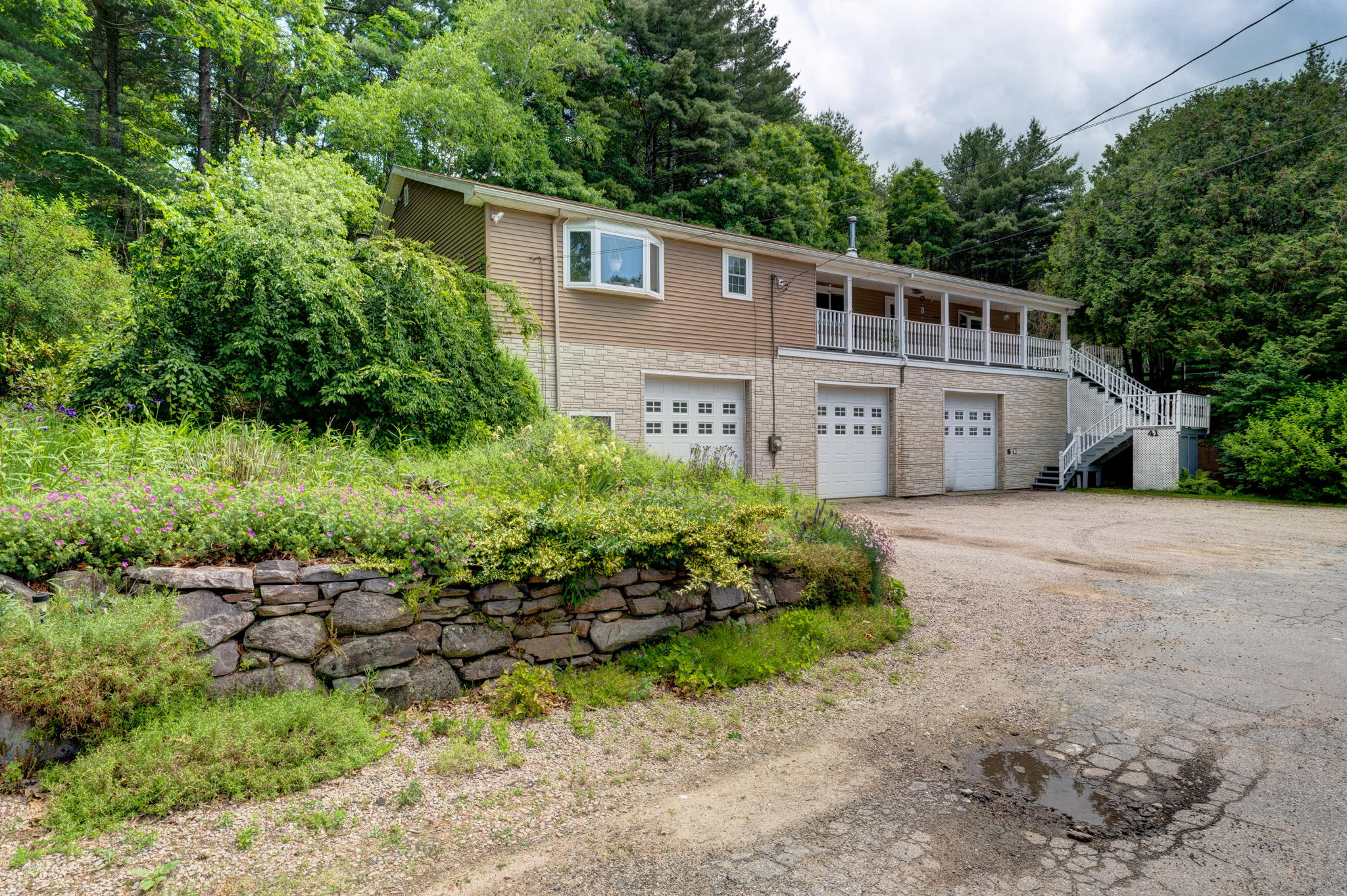 41 Wilson Rd, Voluntown, CT 06384 Ed McCullough Photography