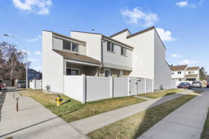 41 Woodvale Village NW-QuikSell-1