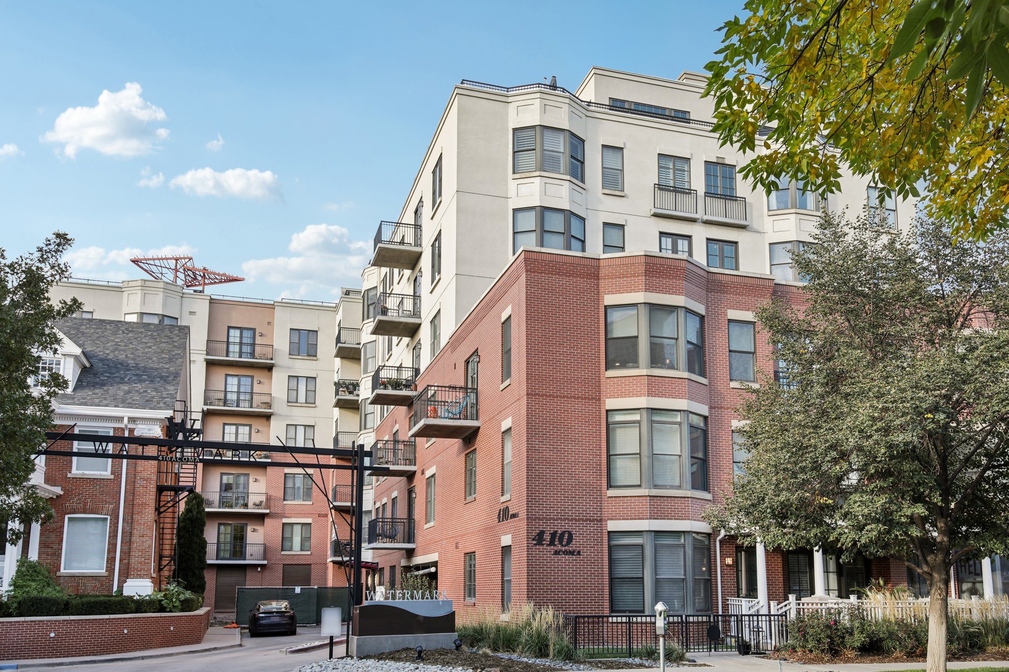 Acoma St 206-S1410-004.jpg