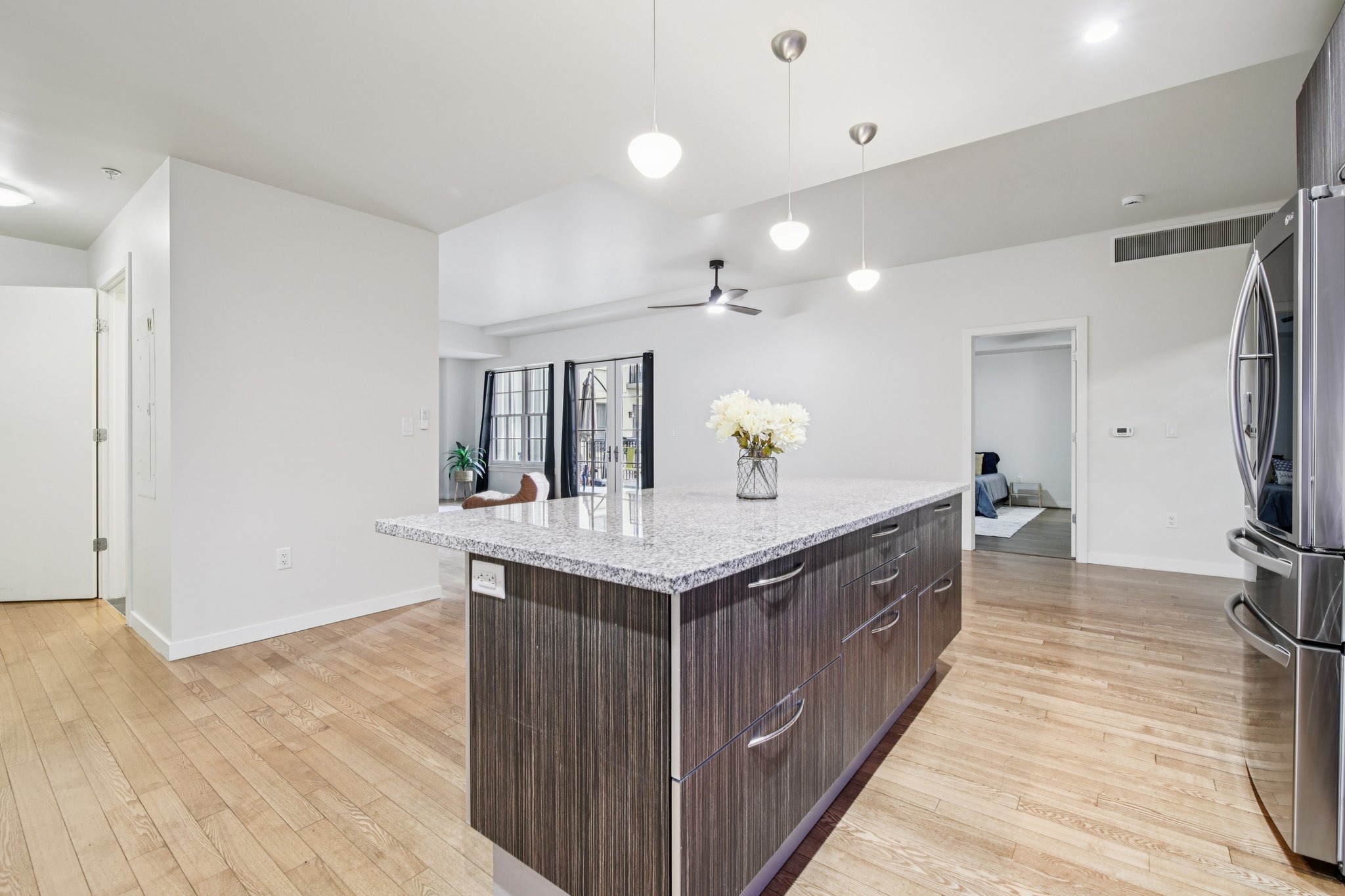 Acoma St 206-S1410-017.jpg