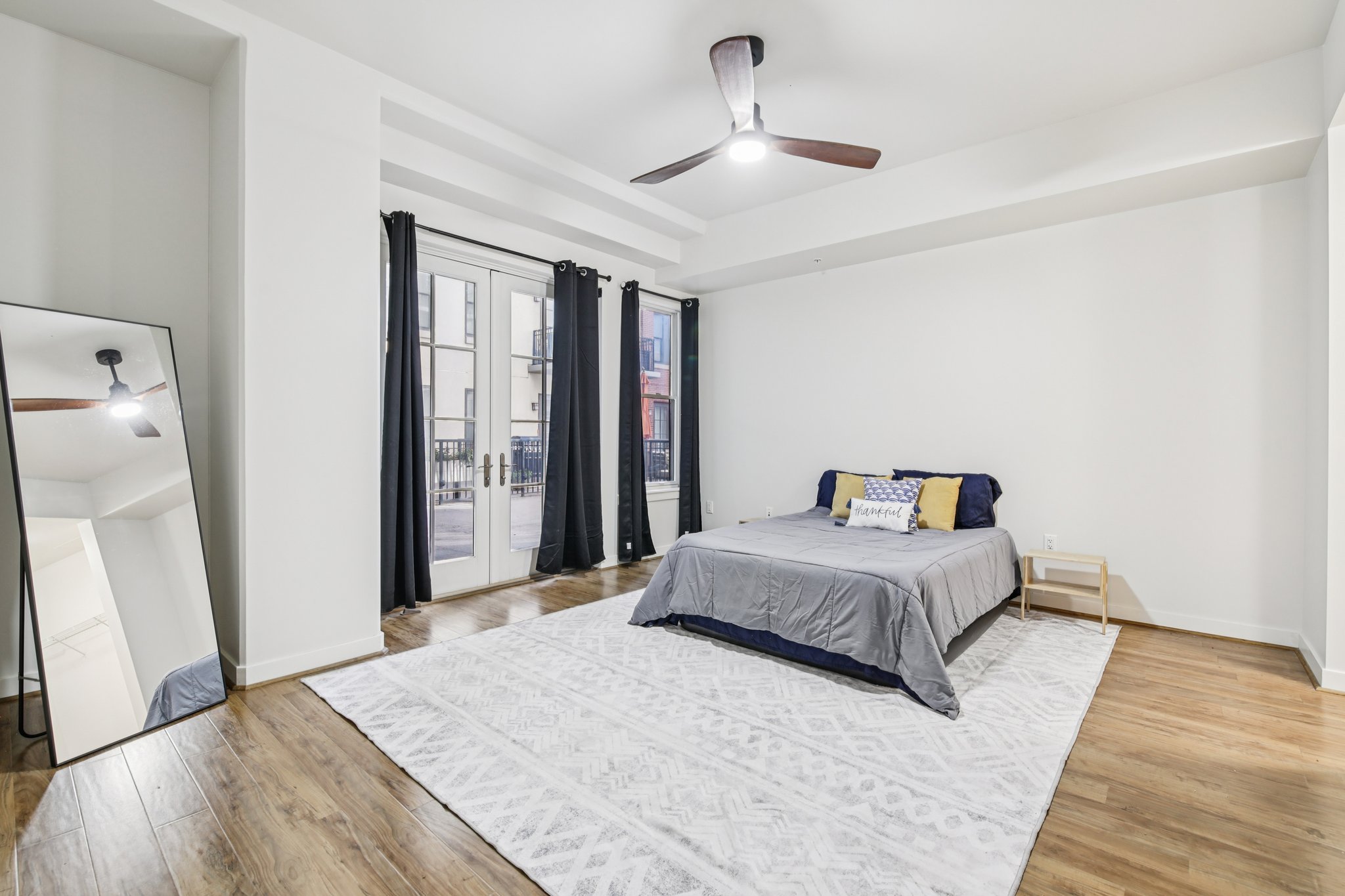 Acoma St 206-S1410-021.jpg