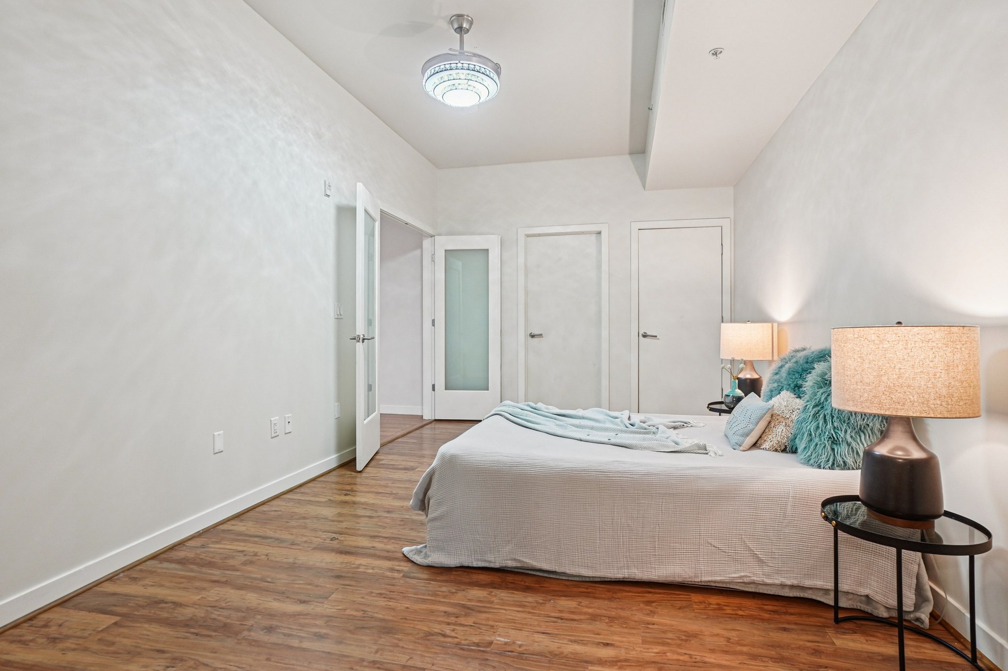 - 410 Acoma St 206-S0203-1-030.jpg