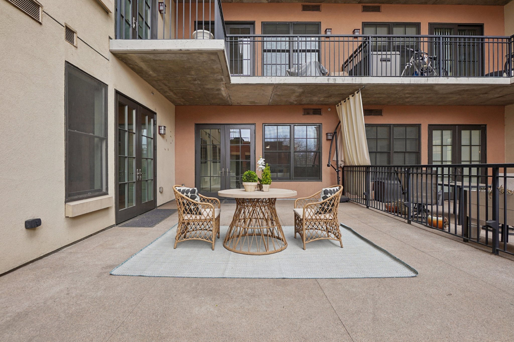 - 410 Acoma St 206-S0203-1-035.jpg