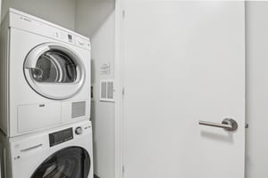 Acoma St 206-S1410-020.jpg